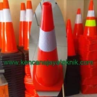 Kerucut Lalu Lintas - Traffic Rubber Cone - Keamanan Jalan Kendaraan 3